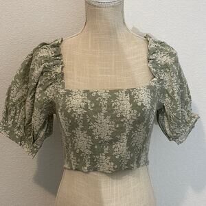 NWT Olivaceous Floral Green Puff Sleeve Corset Style Halter Top Size Sma…